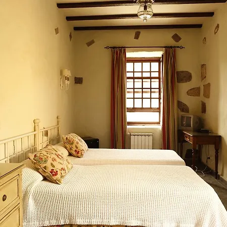 Hotell Rural Livvo Maipez 3*